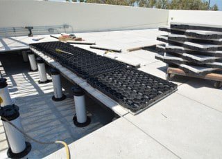 Hex Tray Wind Uplift System 11 320x230
