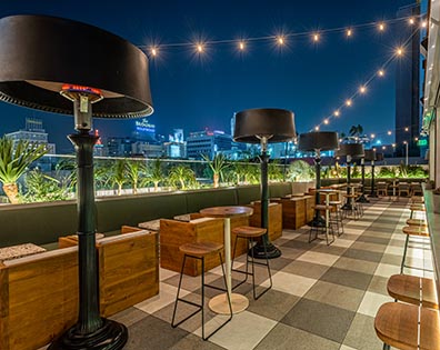 Grand Master Rooftop Bar 045 T